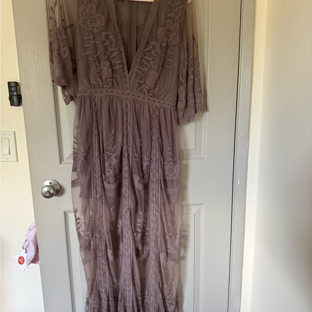 Lace Maxi Dress